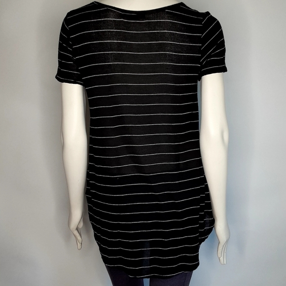 Derek heart scoop neck Sweater sz medium - Picture 3 of 4